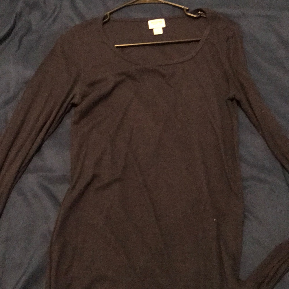 Navy blue long sleeve tee
